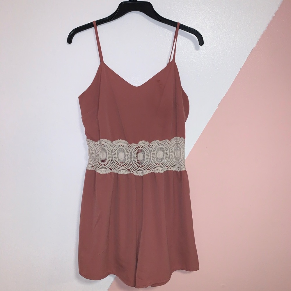 pink romper🤍